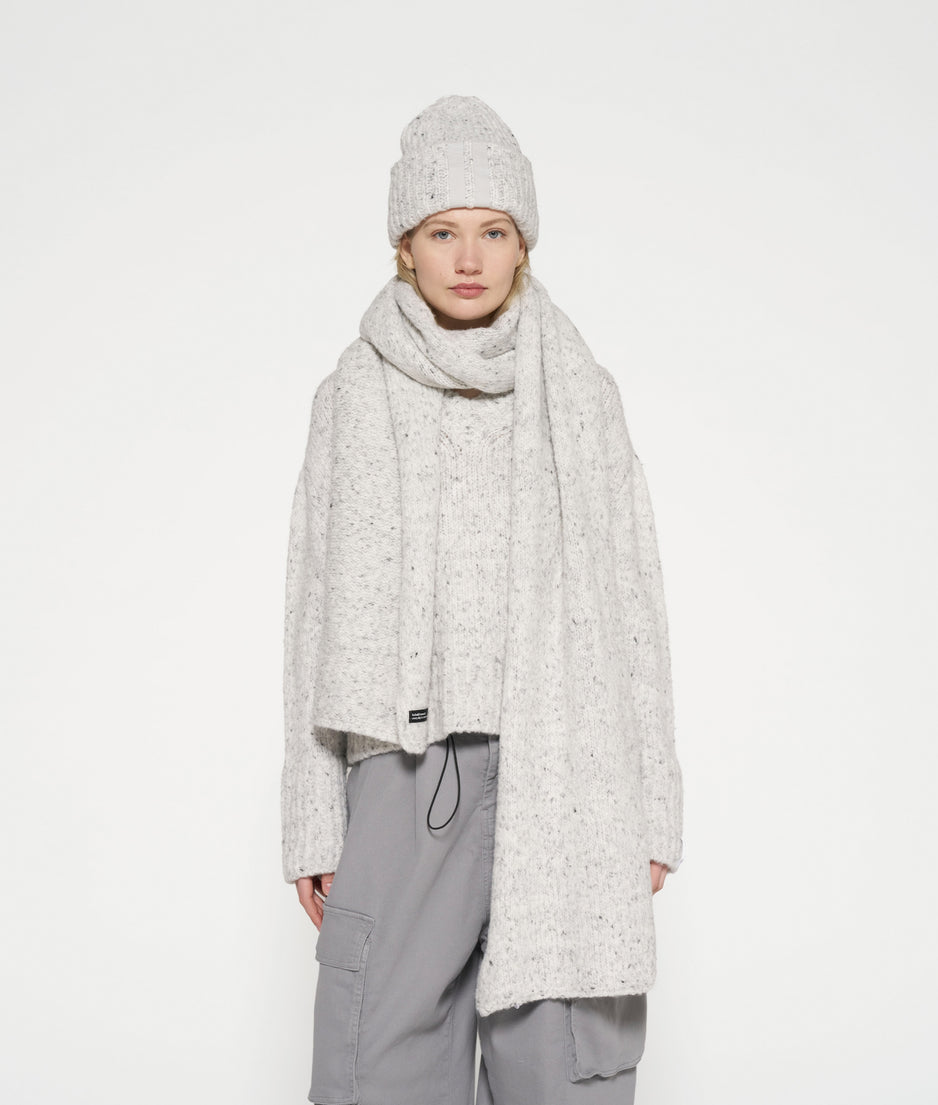 knit scarf melee | light grey melee