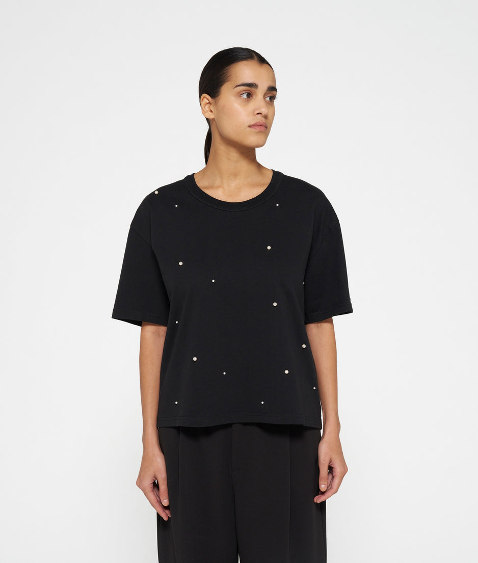 the tee pearls | black