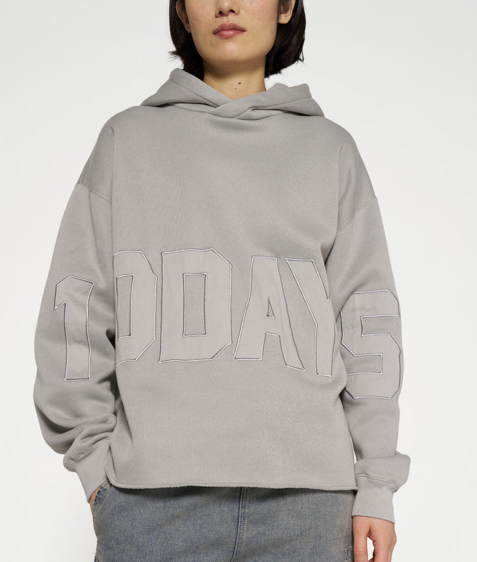 statement hoodie logo patch | graphite