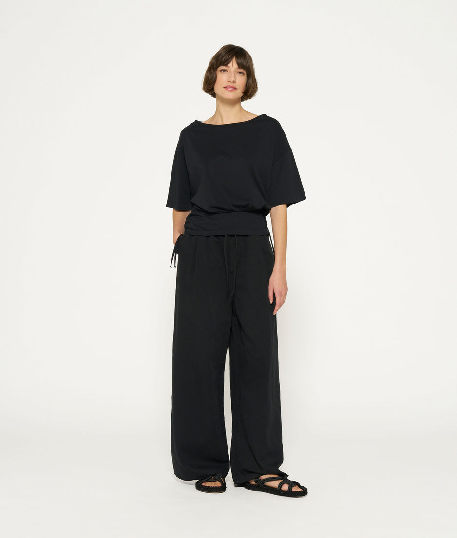 THE WIDE LEG PANTS | black