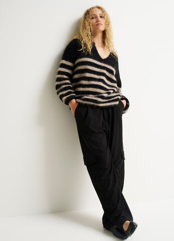 soft hairy sweater stripes | black/light latte