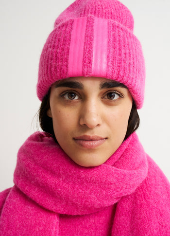 beanie soft knit | bright pink