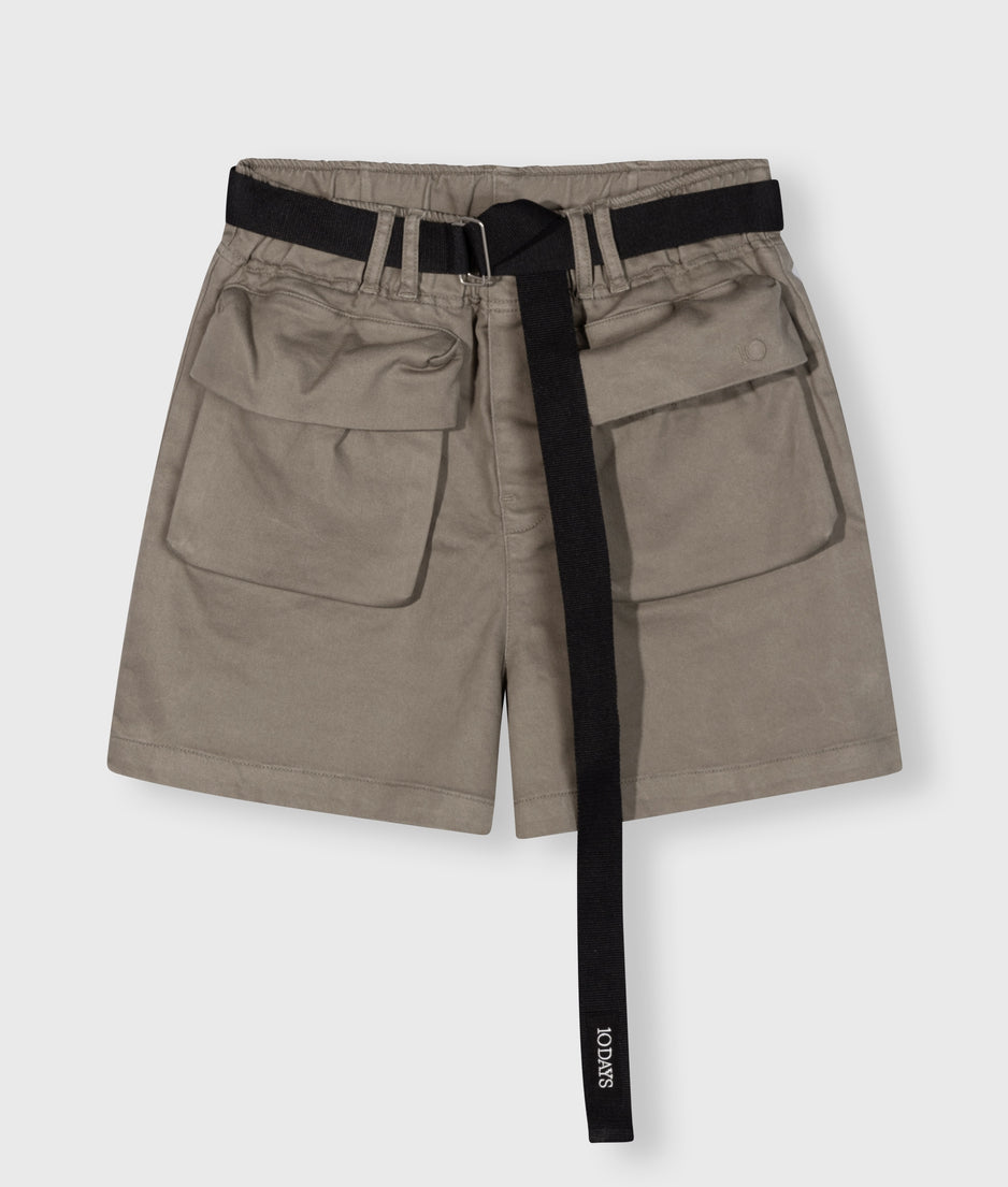 utility shorts | sage