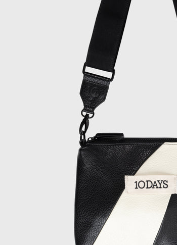 mini pouch | black