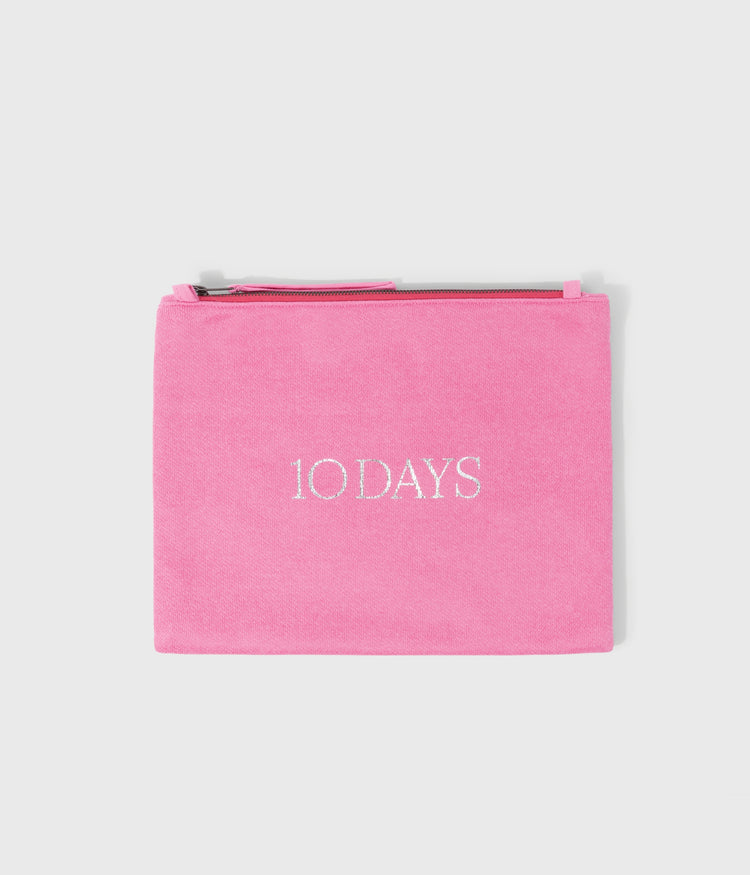 padded pouch | bright pink