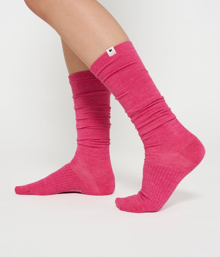 knee socks | bright pink