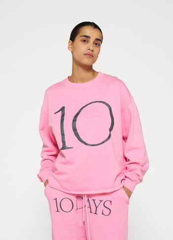 sweater logo | pink