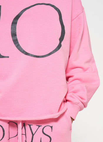 sweater logo | pink