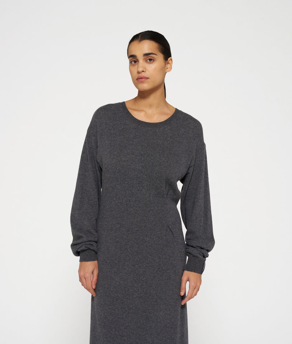 the knitted power dress | antra melee