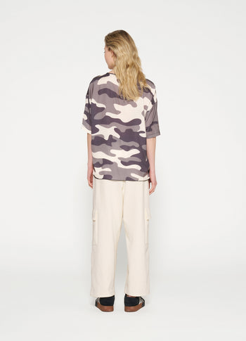 tee blouse camo | sage