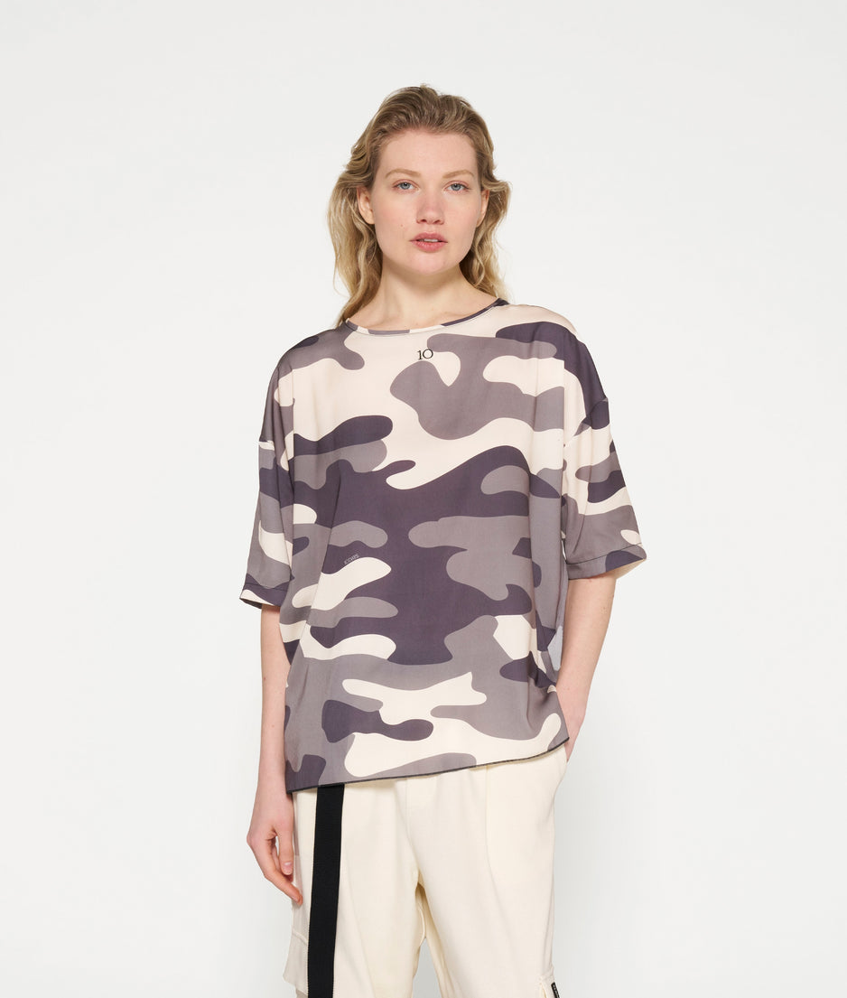 tee blouse camo | sage