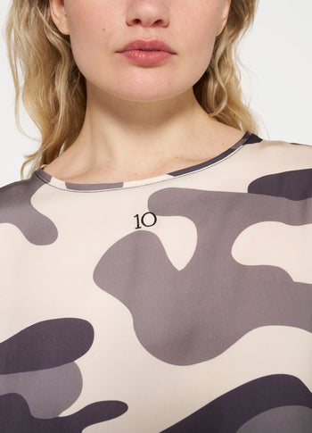 tee blouse camo | sage