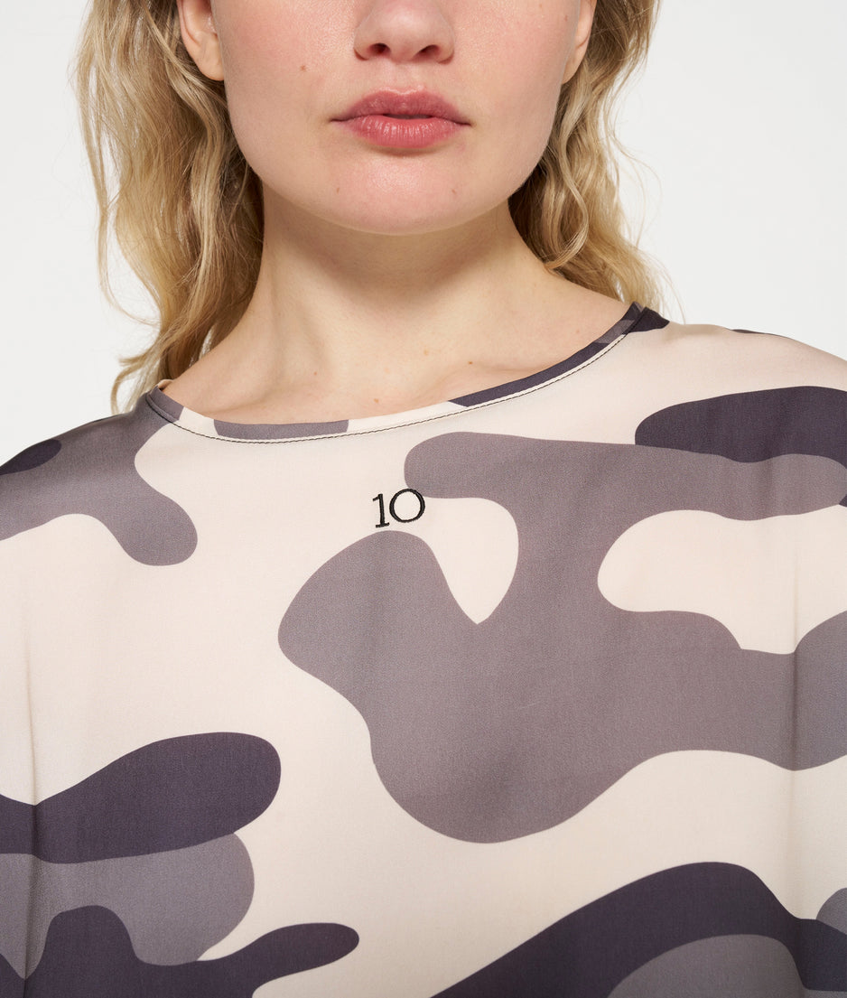 tee blouse camo | sage